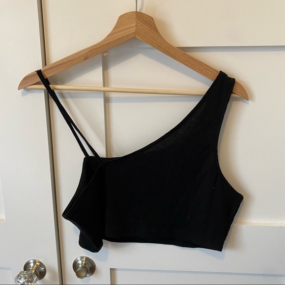 Cropped Tank Top - Picture 2 of 2